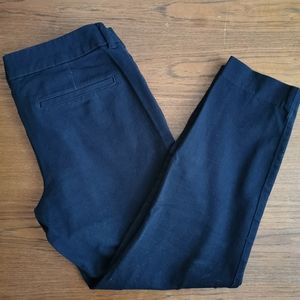 Old Navy black pixie pants, ankle cut